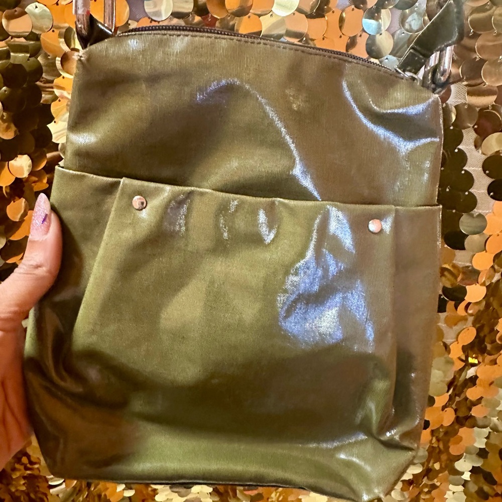 Reaction Kenneth Cole Shiny Olive Shoulder Bag
